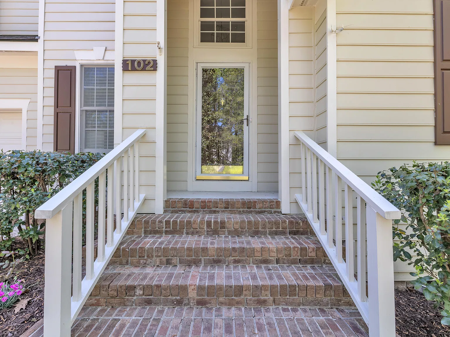 3 bed, 2.5 bath, $2,495 — Photo 4