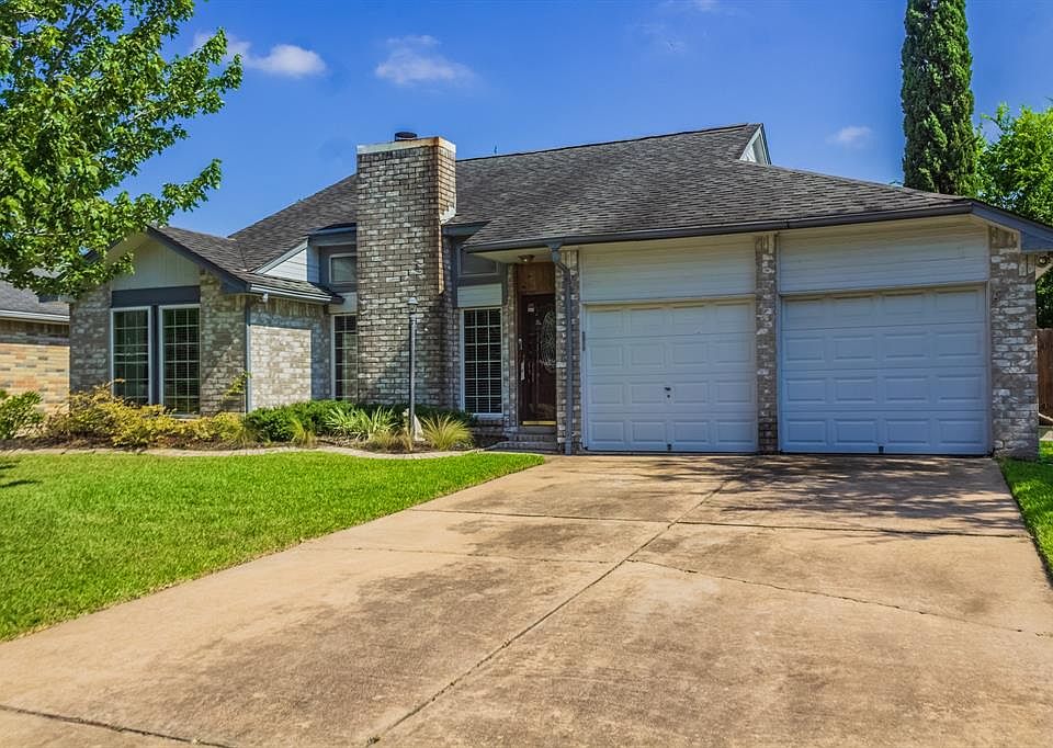 1st image of 16926 Applecross Ln