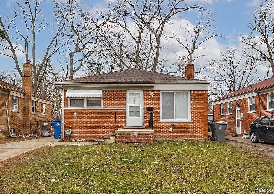 1st image of 28598 Rosewood Dr