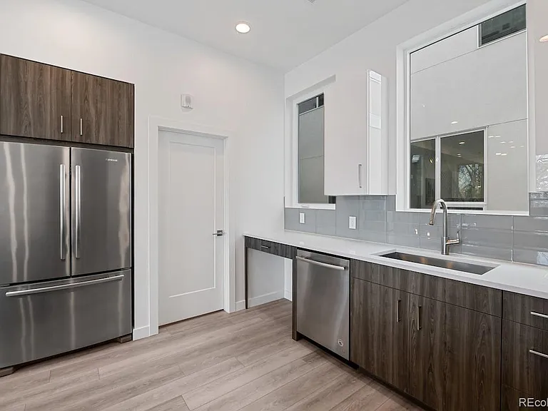 1624 Irving St #1 — Photo 19