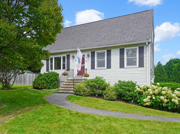 32 Racine Avenue, Portland, ME 04103