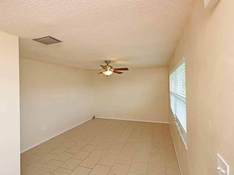 243 Ocean View Ln — Photo 8