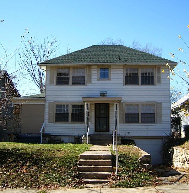1st image of 3742 Agnes Ave