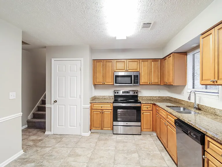 4075 Sage Ct — Photo 9
