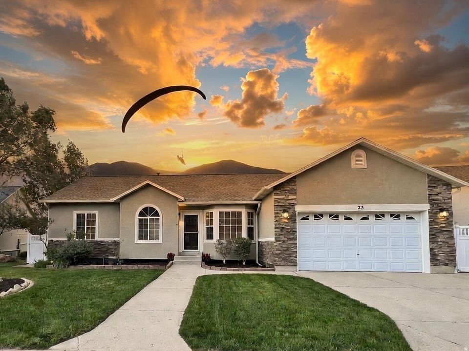 1st image of 23 E Manilla Cir