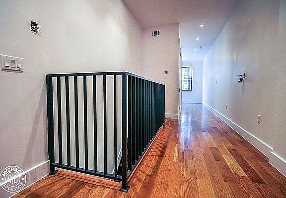 3rd image of 303 Harman St #2M