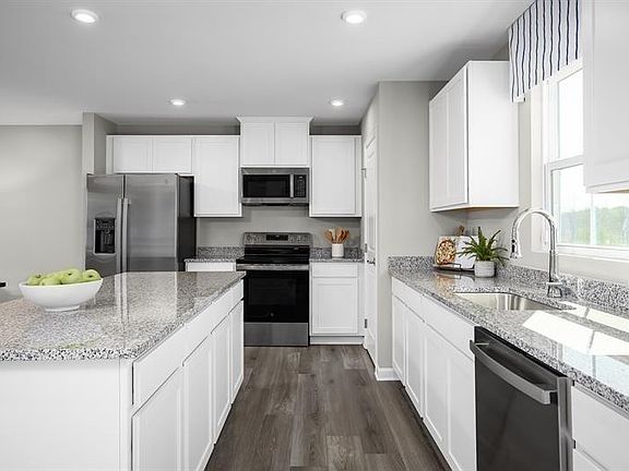 4th image of 2203 Maywood Ct