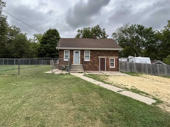 525 Vincent Ave, Rockford, IL 61102