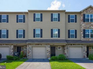 2053 Crown Mill Dr, Mohrsville, PA 19541