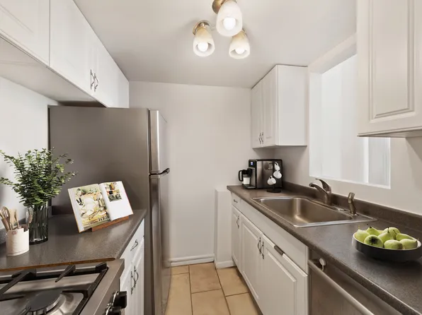 67 East 11th Street image 4 of 6