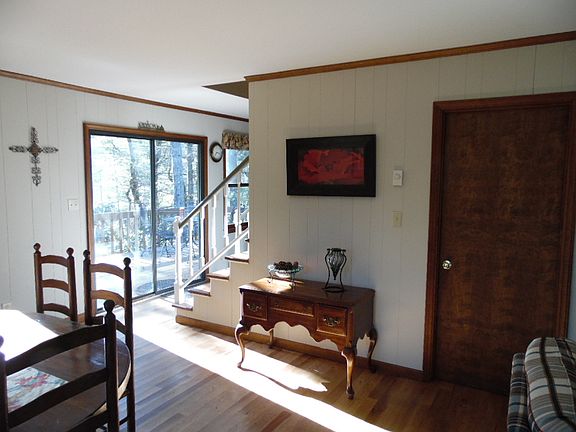 4th image of 65 Little Creek Ln