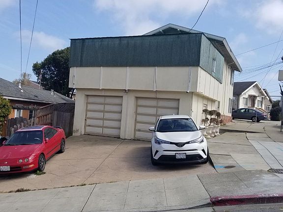 3rd image of 856-858 Maple Ave