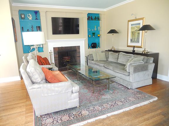 2nd image of 1724 Highland Ave