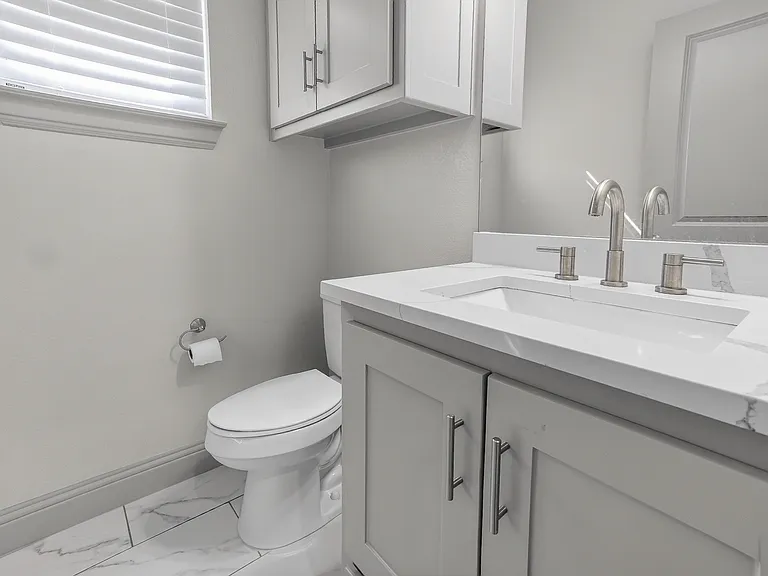 2519 McCart Ave — Photo 9