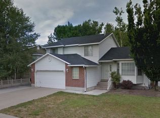 1658 N Pony Express Way, Centerville, UT 84014