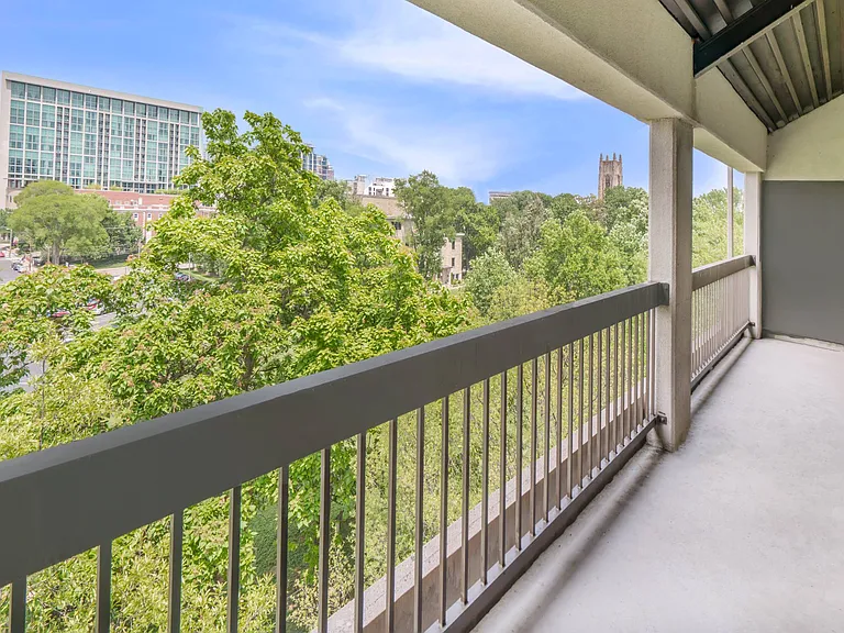 Vanderbilt Properties — Photo 24