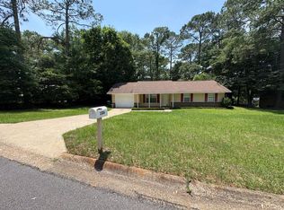 106 Pinecrest Loop, Enterprise, AL 36330