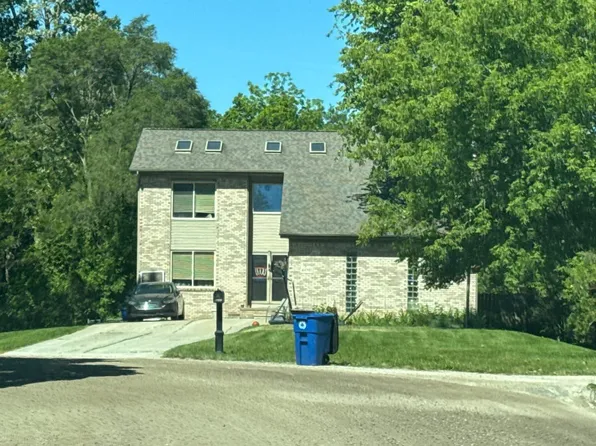 46791 Patnick Dr, Macomb, MI 48042