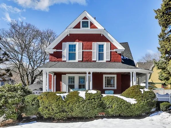 9 Stedman St, Wakefield, MA 01880