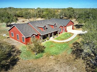 9227 Baker Rd, Sinton, TX 78387