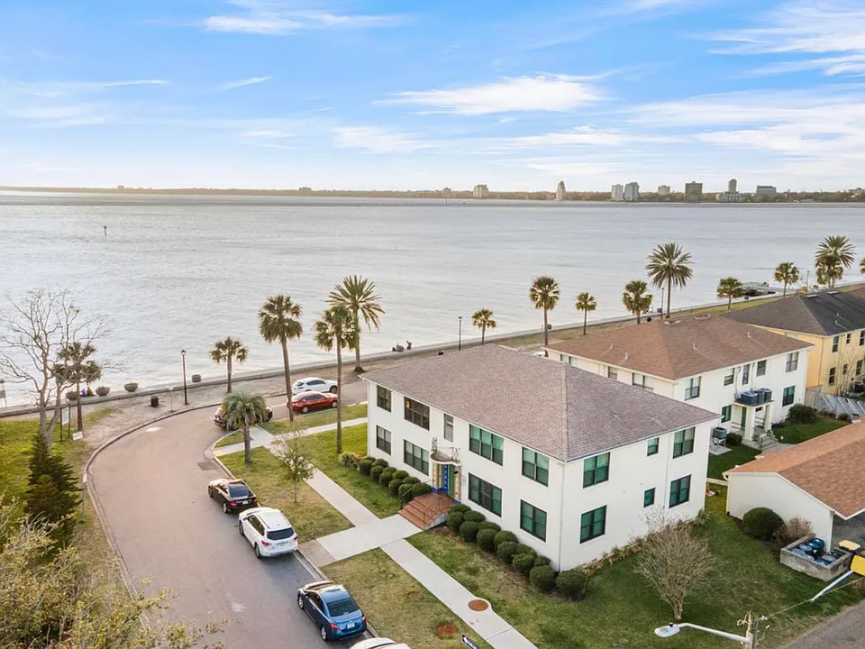 915 Landon Ave #3