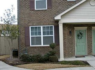 343 Holyoke Ln, Chesapeake, VA 23320