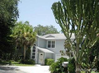 5175 Siesta Woods Dr, Sarasota, FL 34242