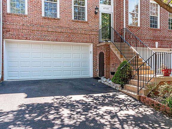 4th image of 4759 Thornbury Dr