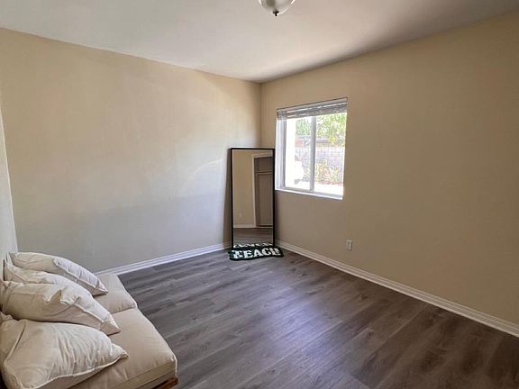 2nd image of 11635 206th St