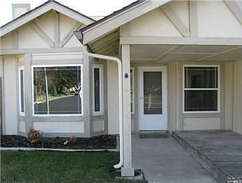 1st image of 305 Marna Dr