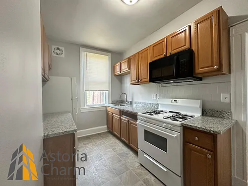 2826 Windsor Ave #C1 Photo 1