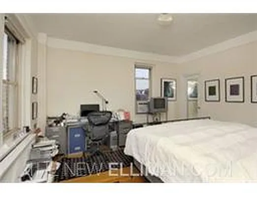 Rented by Douglas Elliman | media 23