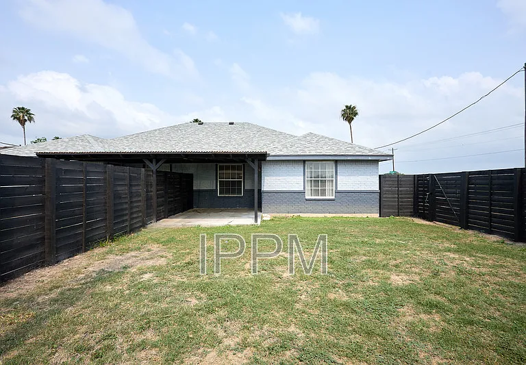 101 N Taos Blvd #B — Photo 25