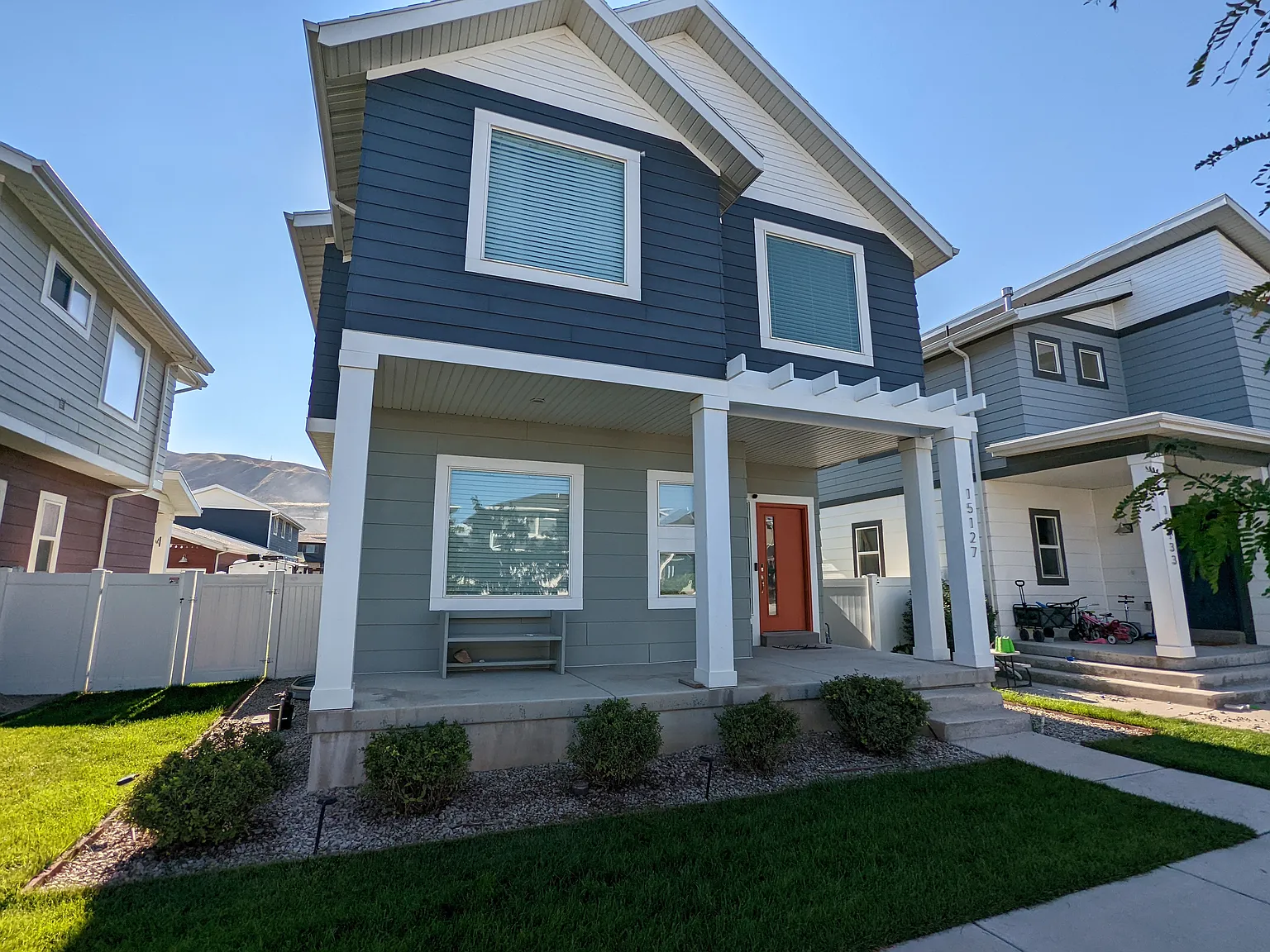 3 bed, 2736 sqft, $2,600 — Photo 3