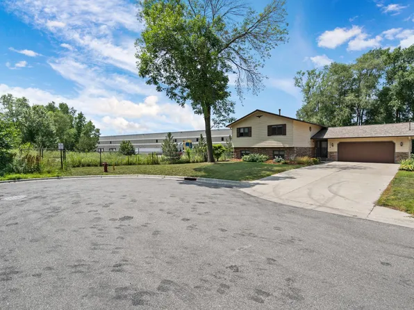 1015 10th Ave, Newport, MN 55055