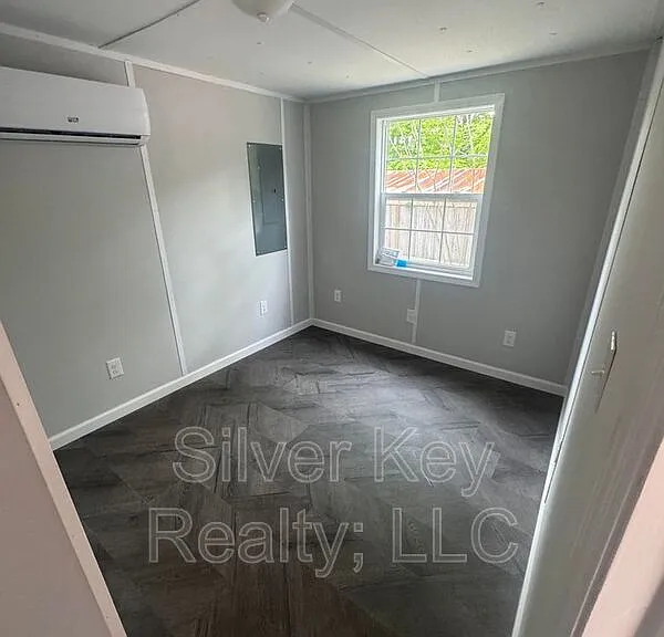 1004 S Jackson St #B10 — Photo 9