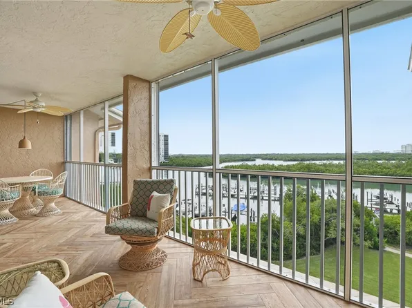 300 Horse Creek Dr Penthouse 504, Naples, FL 34110