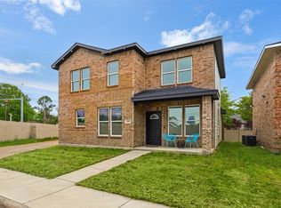 100 Newport Pl, Mesquite, TX 75149