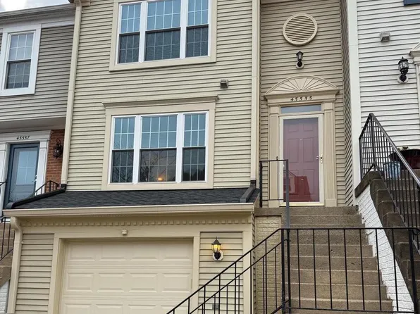 45555 Whitcomb Sq, Sterling, VA 20166