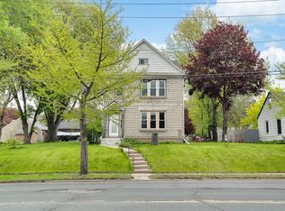 1360 Dale St N, Saint Paul, MN 55117