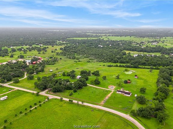 3rd image of 8166 Riley Rd