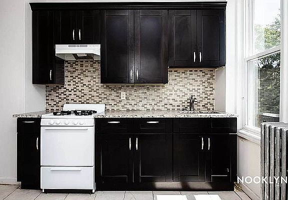 2nd image of 16 Wilson Ave APT 3L
