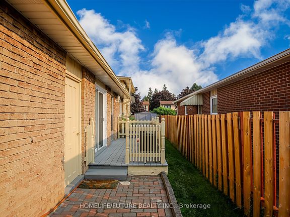 3rd image of 207 Michael Blvd