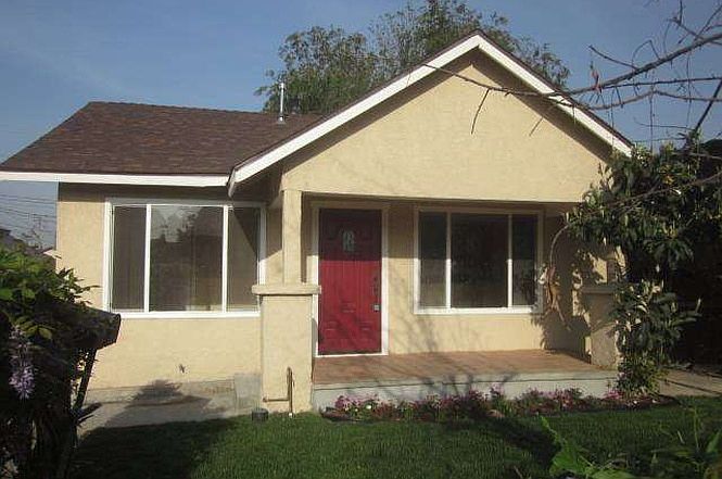 1st image of 831 N Herbert Ave
