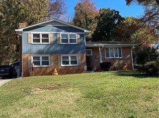 2204 Gracewood Dr, Greensboro, NC 27408