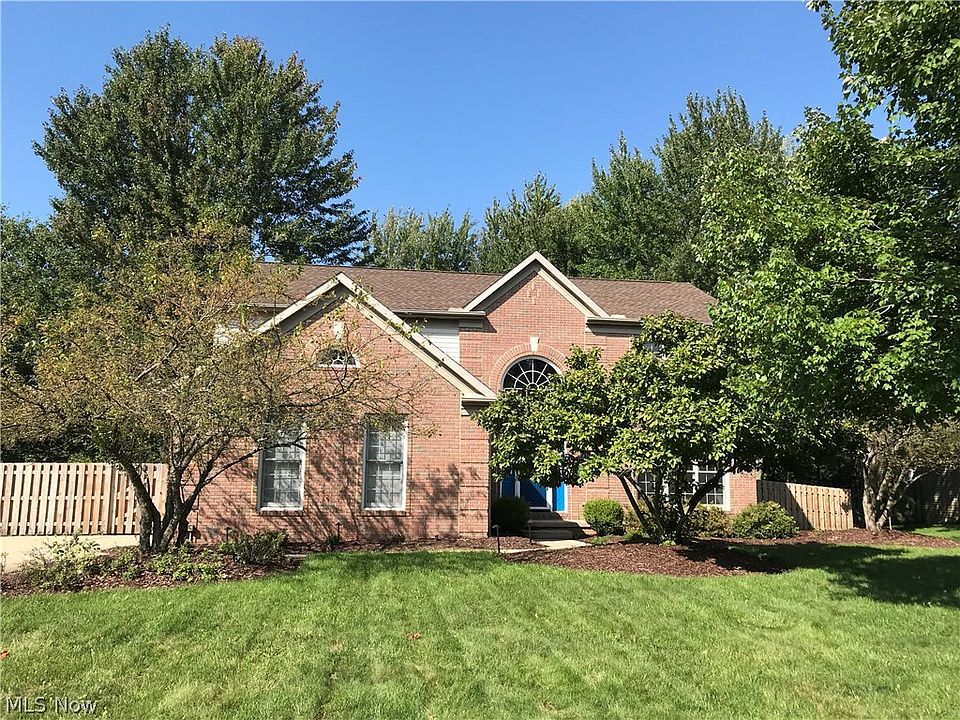 1st image of 17780 Lyon Ln