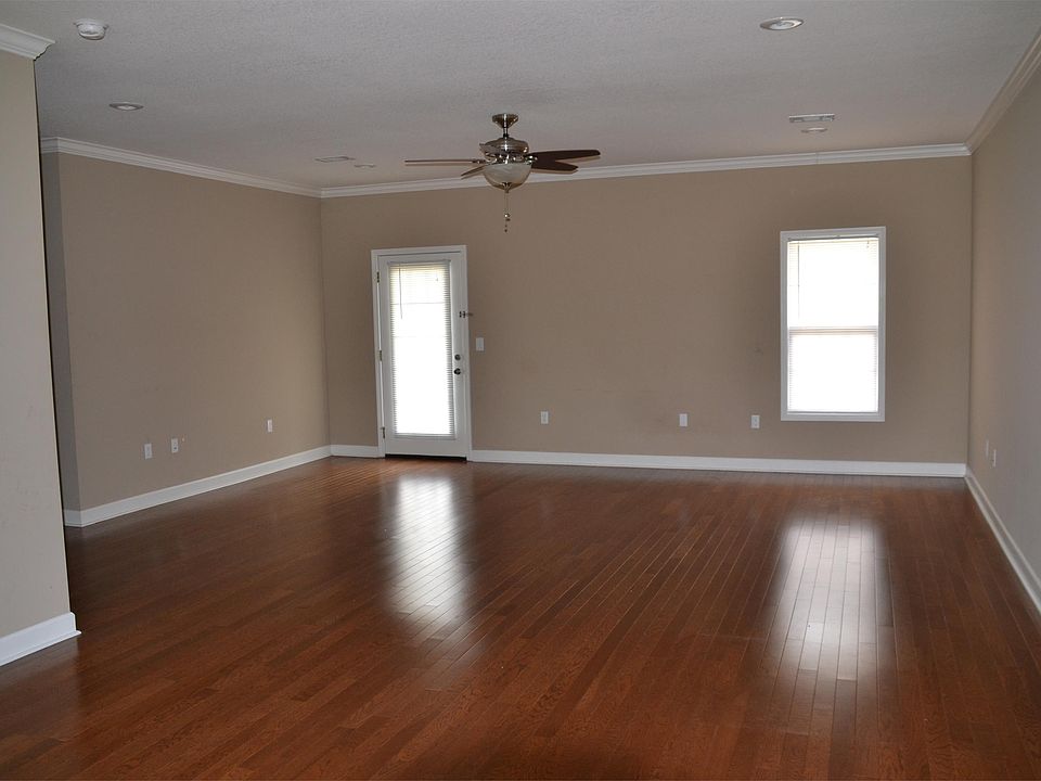 2nd image of 65 Stonewell St