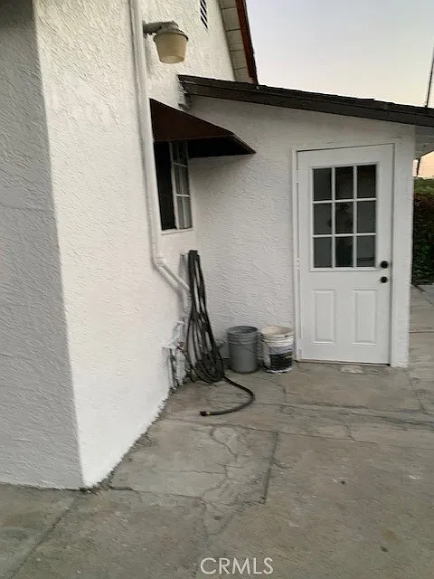 2 bed, 800 sqft, $2,000 — Photo 4