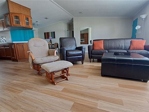 2nd image of 4807 Flamingo Dr