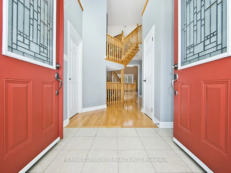 48 Riverwalk Pl — Photo 2